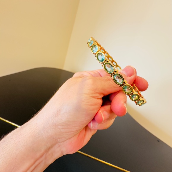 NWT AUTHENTIC LUXURY JULIE VOS CLEAR BAHAMIAN BLUE IMPORTED GLASS BANGLE - Picture 13 of 17